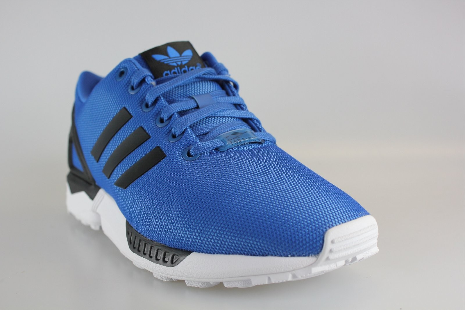 zx flux bleu ciel